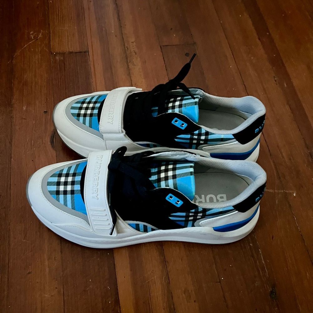 Burberry Sneakers